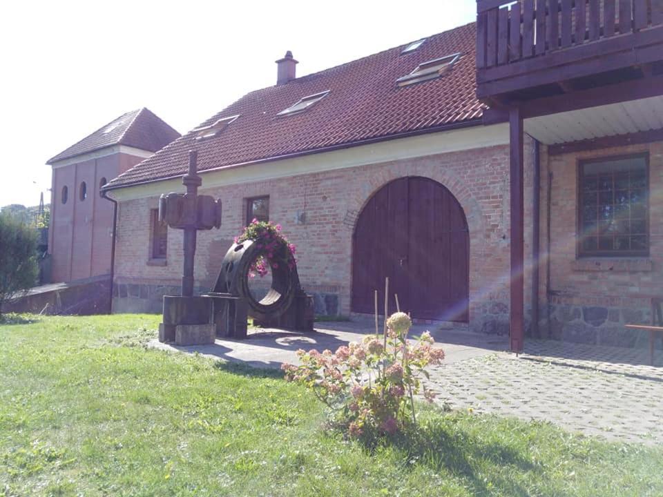 Gosciniec Pod Wegorzem Villa Olownik Exterior photo