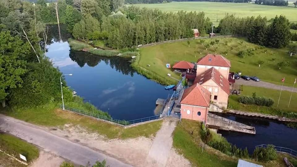 Gosciniec Pod Wegorzem Villa Olownik Exterior photo