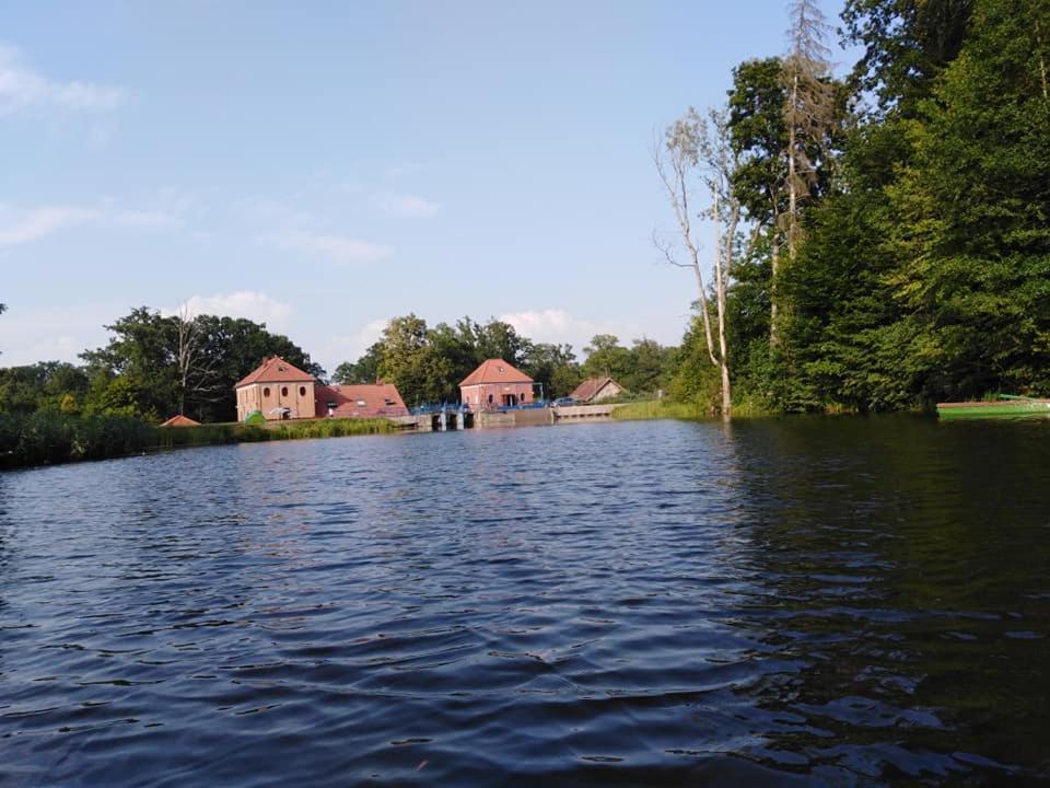 Gosciniec Pod Wegorzem Villa Olownik Exterior photo